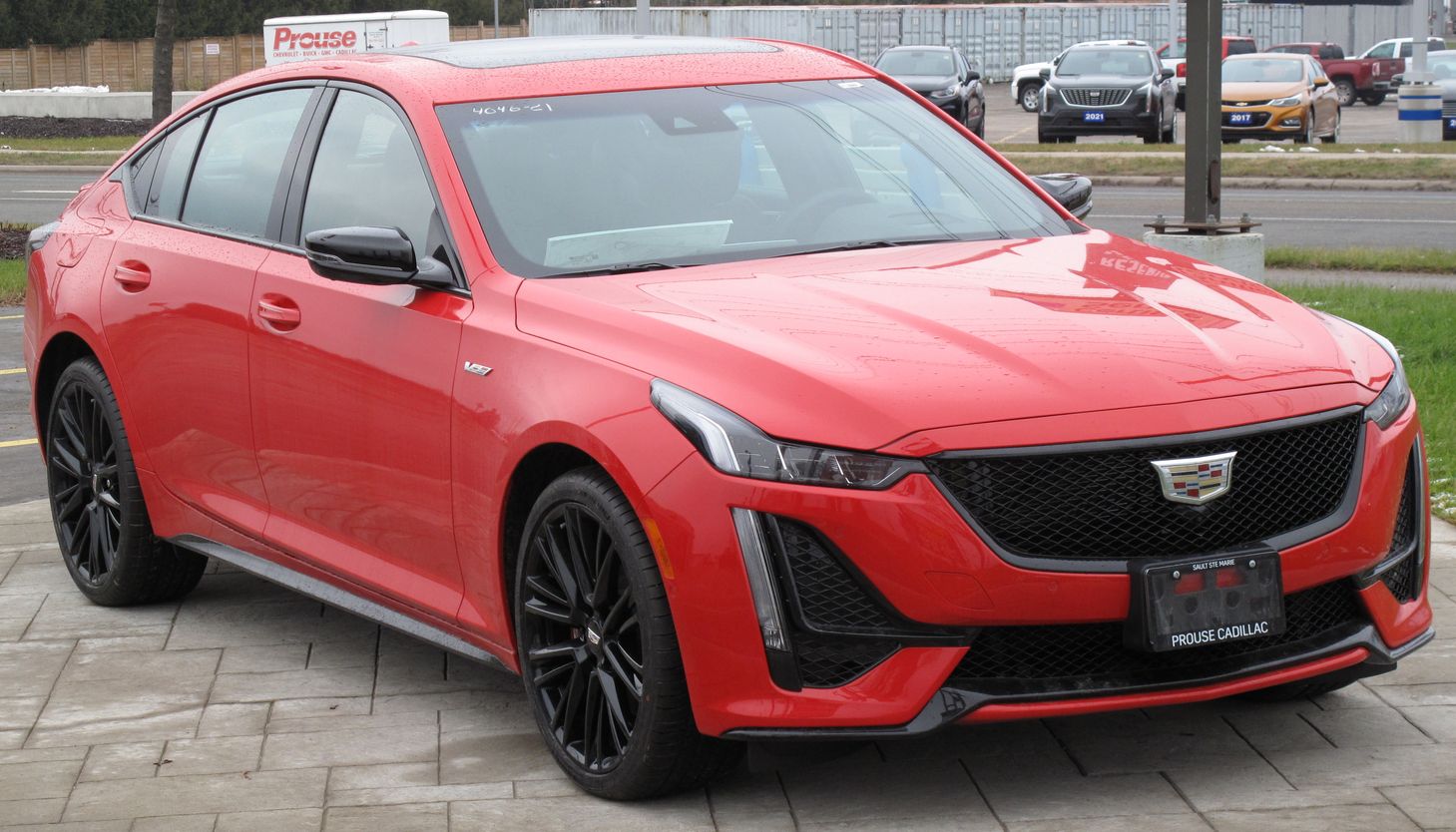 Cadillac () CT5:  