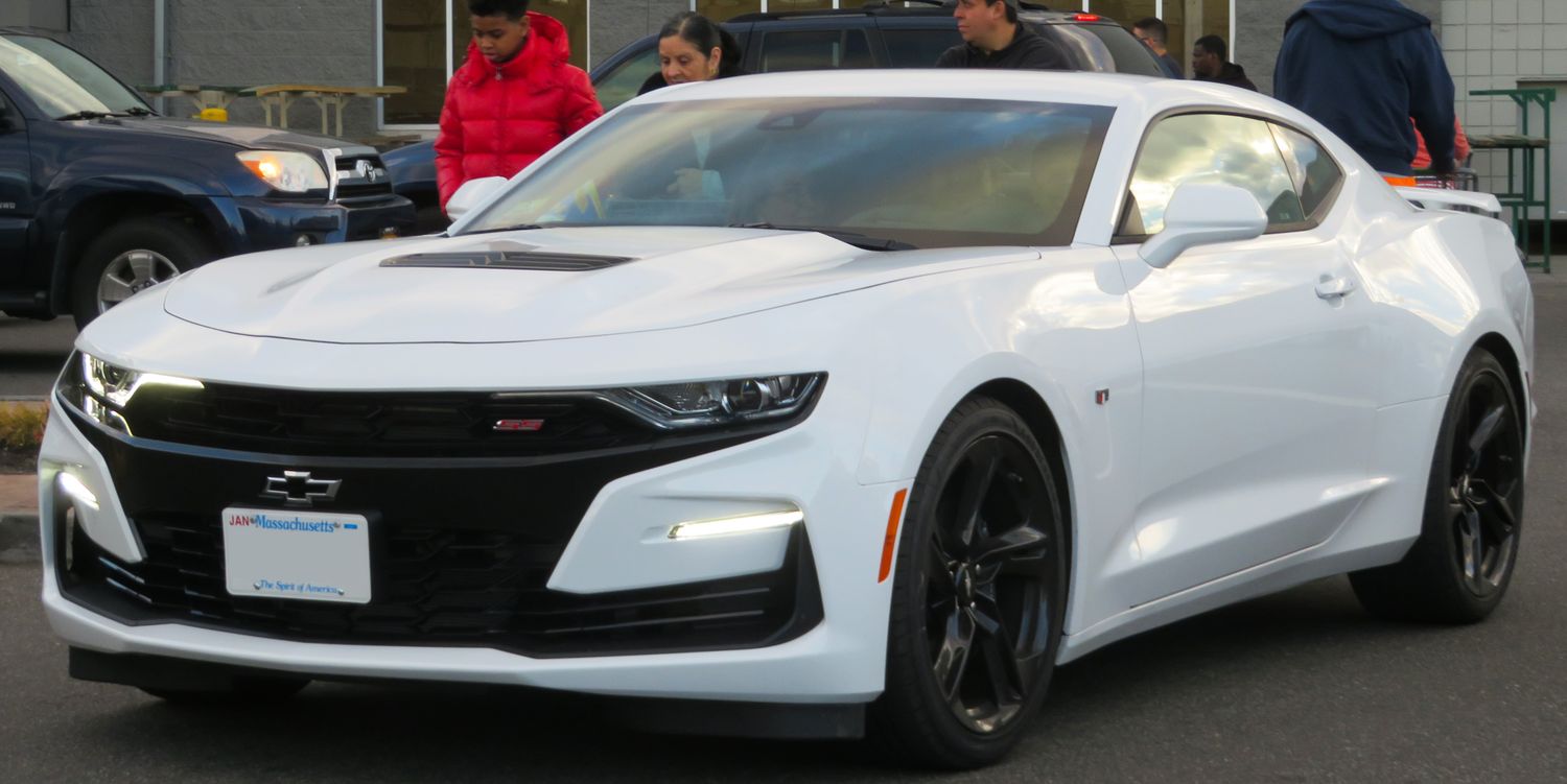 Chevrolet () Camaro VI:  