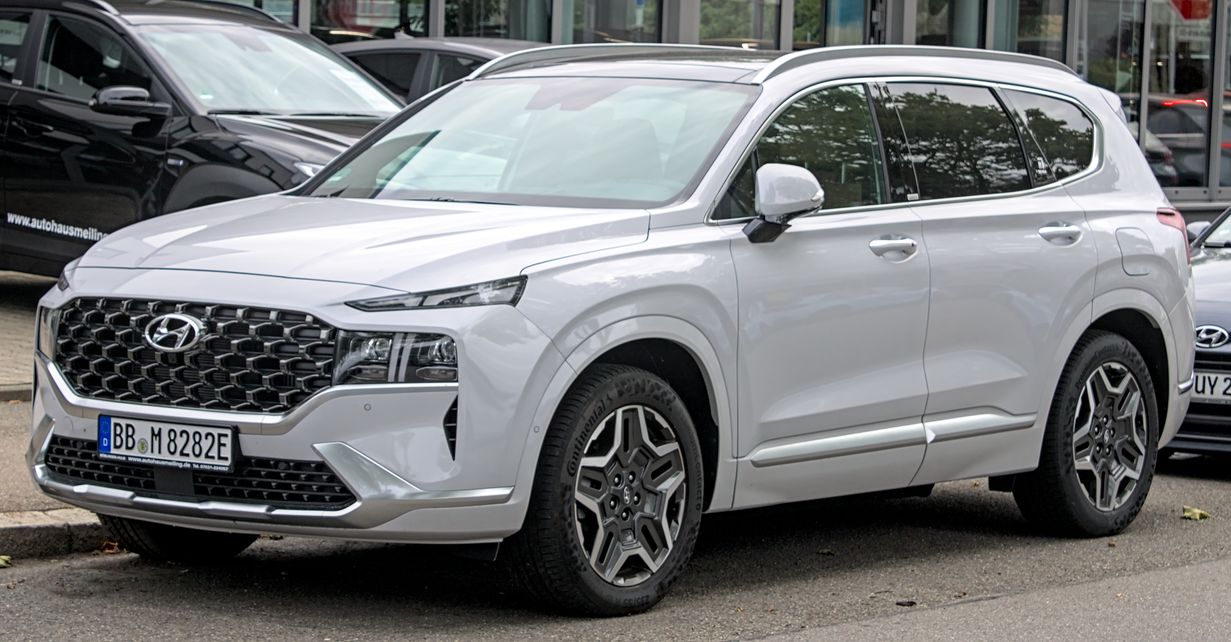 Hyundai () Santa Fe IV (TM):  