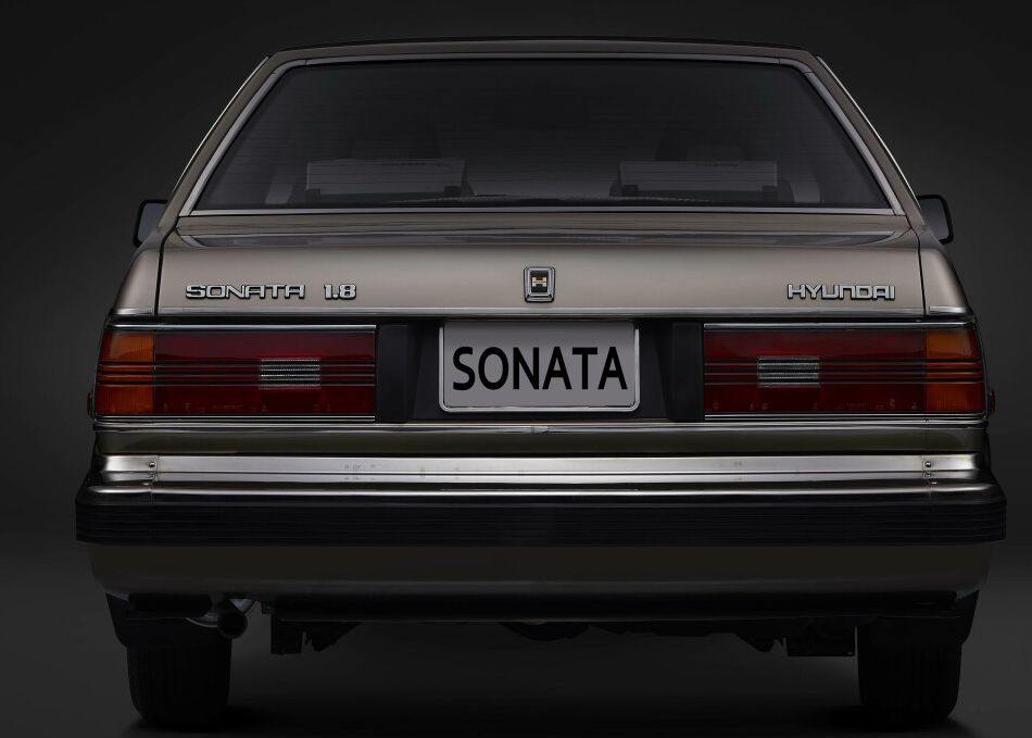 Hyundai Sonata Y1