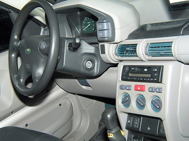 Land Rover ( ) Freelander (LN):  