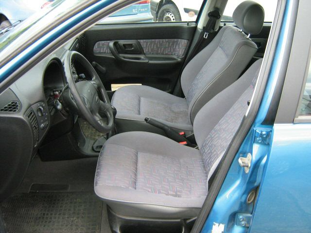 Seat () Cordoba Vario (6K5):  