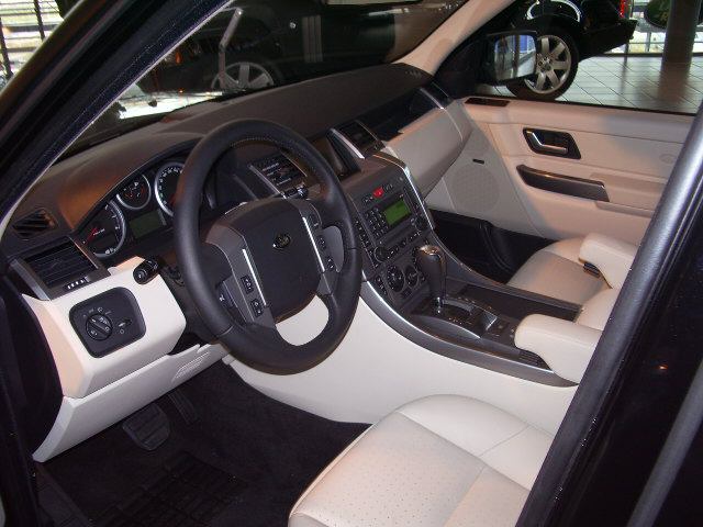 Land Rover ( ) Range Rover Sport (LS, L320):  