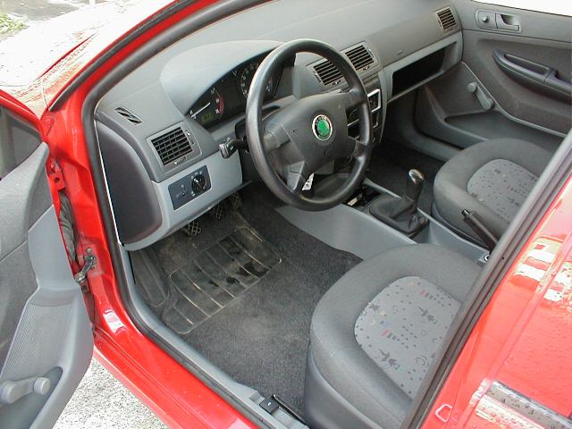 Skoda () Fabia Praktik (6Y5):  