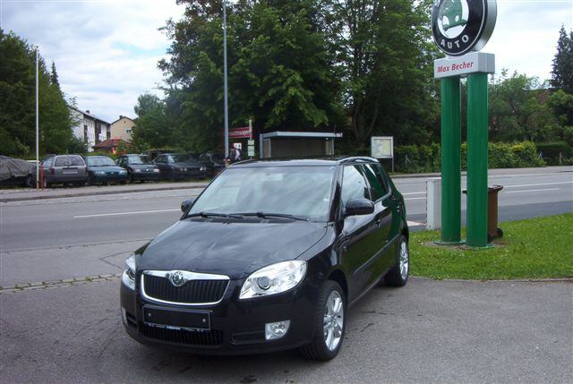 Skoda () Fabia II (5J2, 542, 572):  