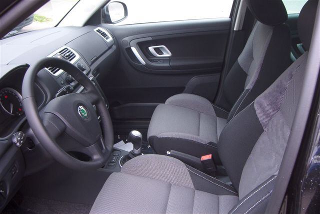 Skoda () Fabia II (5J2, 542, 572):  