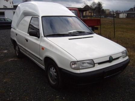 Skoda () Favorit Forman (785):  