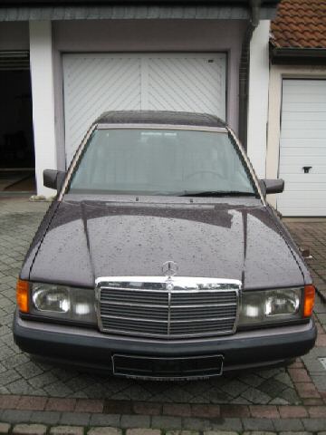 Mercedes Benz () 190 (W201):  