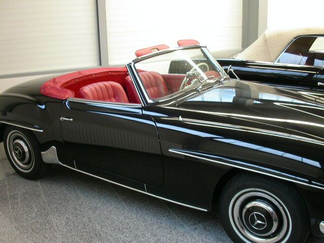 Mercedes Benz () SL (W121):  