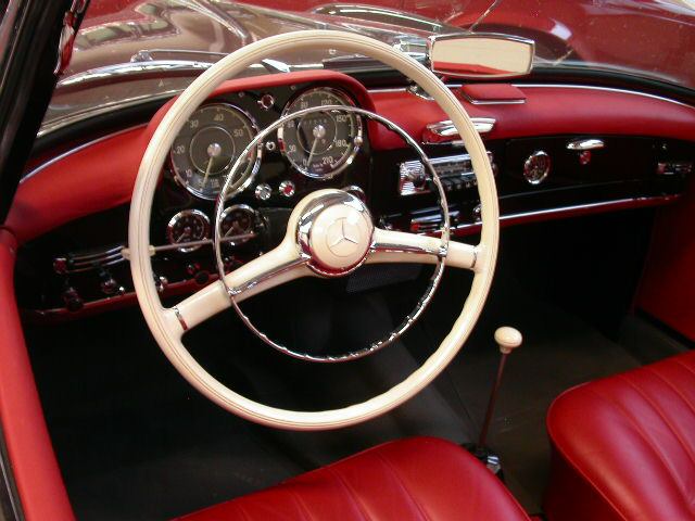 Mercedes Benz () SL (W121):  