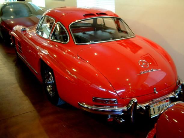 Mercedes Benz () SL (R198) Gullwing:  