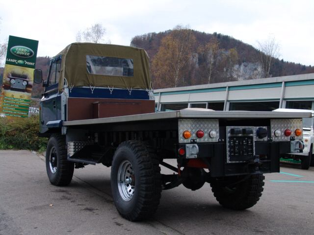 Land Rover ( ) LR 109:  