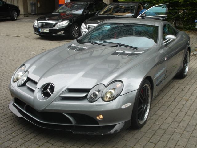 Mercedes Benz () SLR (R199):  