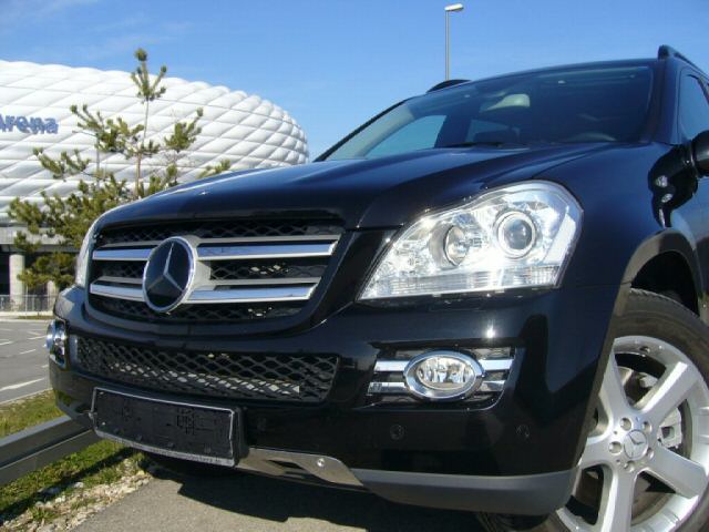 Mercedes Benz () GL (X164):  