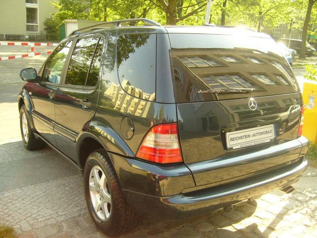 Mercedes Benz () ML-Class (W163):  