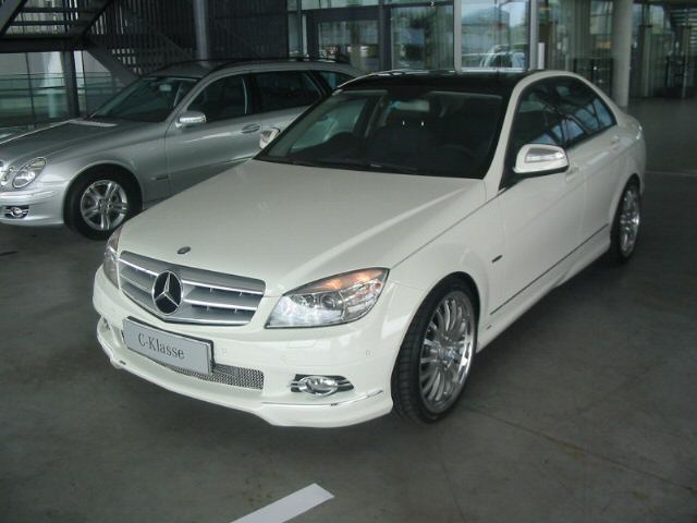 Mercedes Benz () C-Class (W204):  