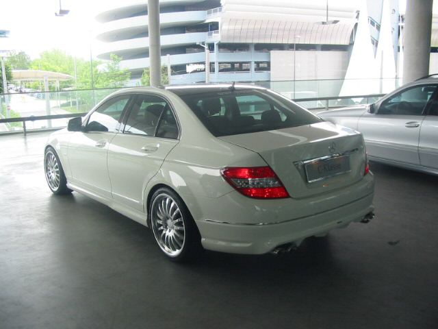 Mercedes Benz () C-Class (W204):  