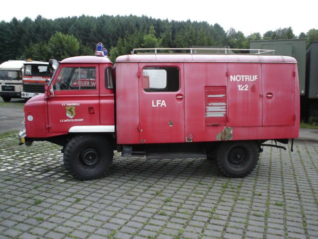 Land Rover ( ) 109 FC Forward Control :  
