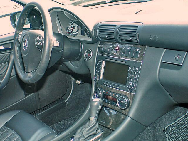 Mercedes Benz () C-Class (W203):  