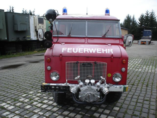 Land Rover ( ) 109 FC Forward Control :  