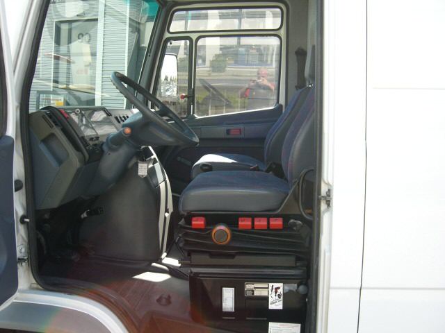 Mercedes Benz () Vario:  