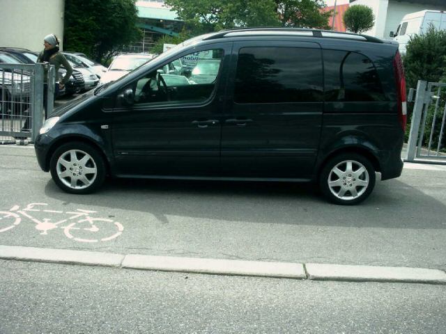 Mercedes Benz () Vaneo (414):  