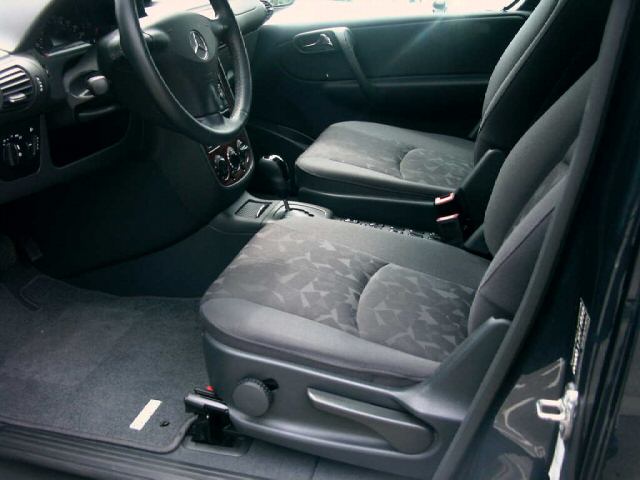 Mercedes Benz () Vaneo (414):  