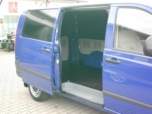 Mercedes Benz () Vito II (W639):  