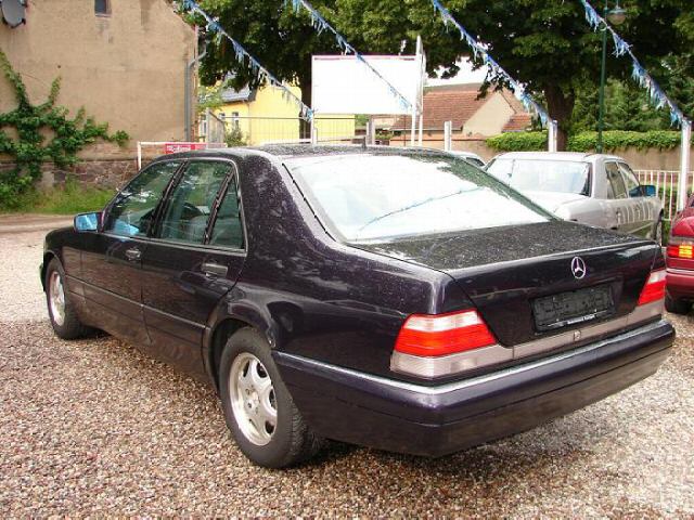 Mercedes Benz () S-Class (W140):  