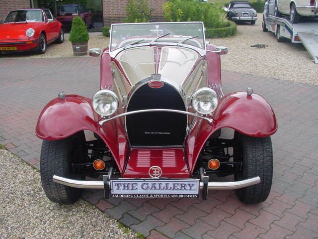 Bugatti () De La Chapelle Type 55 Roadster :  