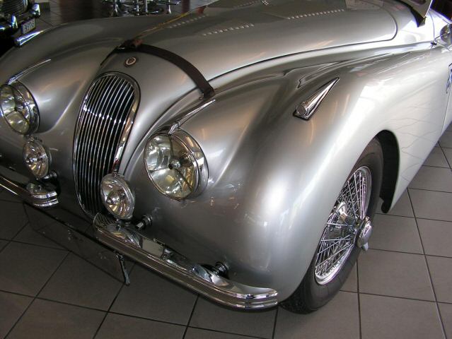 Jaguar () XK 120 Alloy Lightweight :  