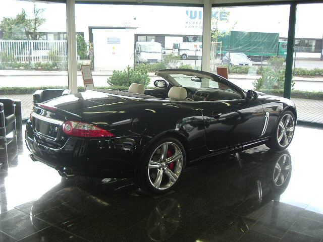 Jaguar () XKR 4.2 XKR V8 Supercharged V Cabrio Portfolio:  