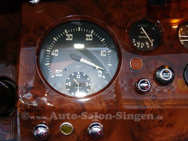 Jaguar () MK V DHC 1J:  