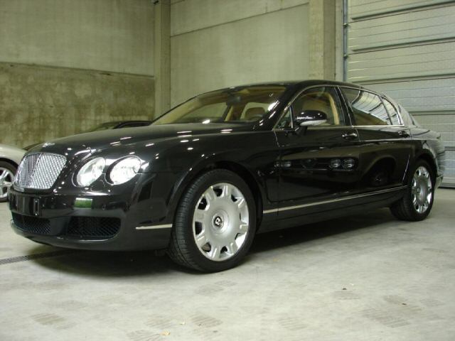Bentley () Continental Flying Spur:  