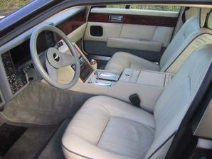 Aston Martin (����� ������) Lagonda: ���� ����������