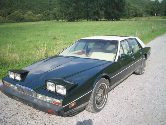 Aston Martin ( ) Lagonda:  