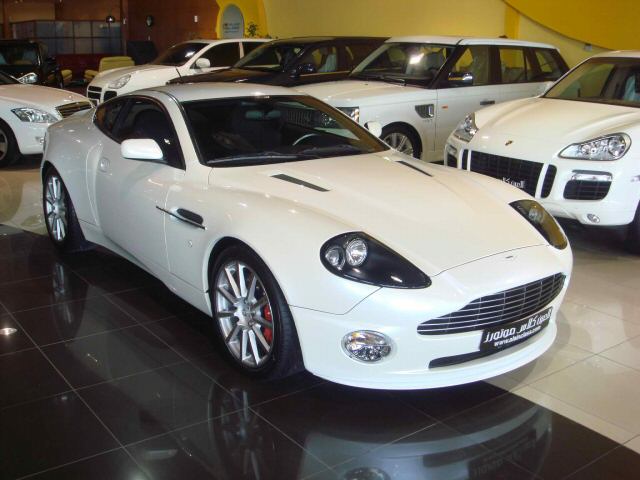 Aston Martin ( ) Vanquish S Ultimate Edition, 2007 :  