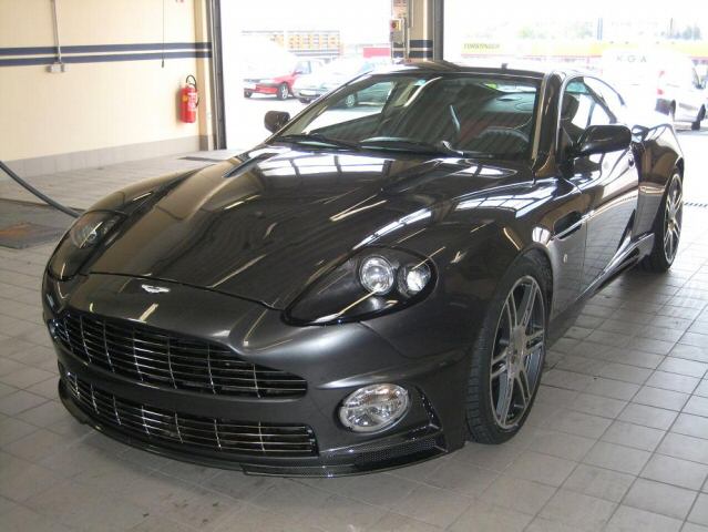 Aston Martin ( ) Vanquish S:  