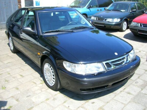 SAAB () 9-3 (YS3D):  