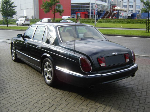 Bentley () Arnage Green Label:  