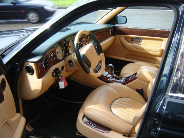 Bentley () Arnage Green Label:  