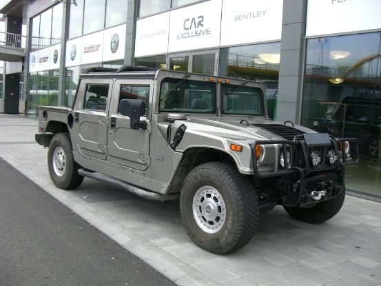 Hummer () H1:  