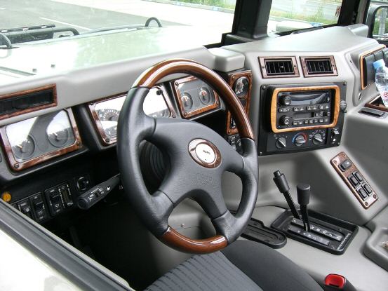 Hummer () H1:  