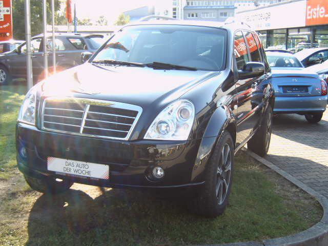 SsangYong () Rexton I:  