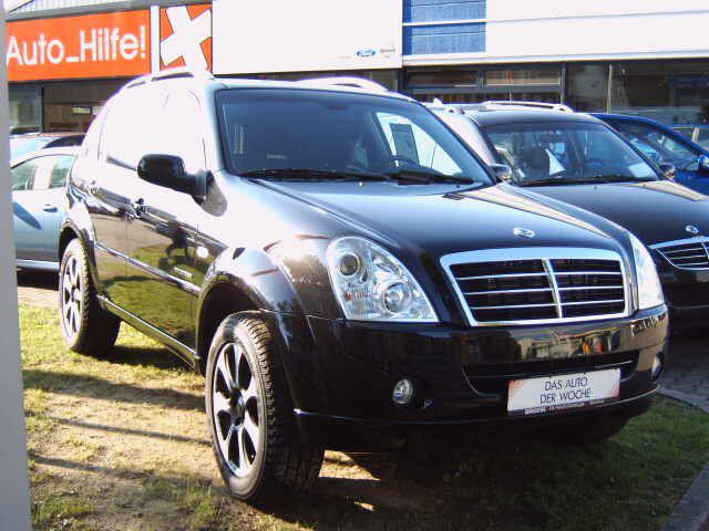 SsangYong () Rexton I:  