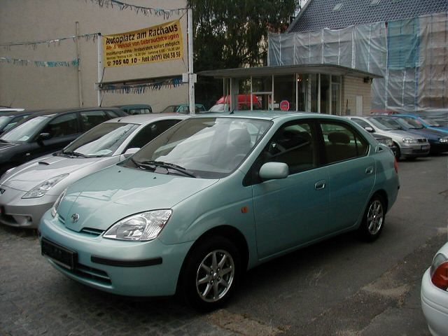 Toyota () Prius I (XW10):  