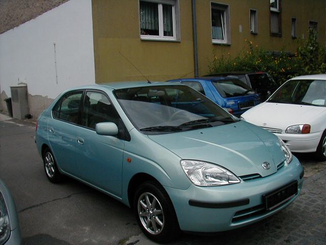 Toyota () Prius I (XW10):  