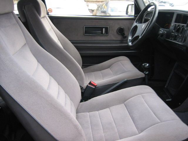 SAAB () 900 I:  