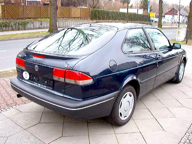 SAAB () 900 II:  