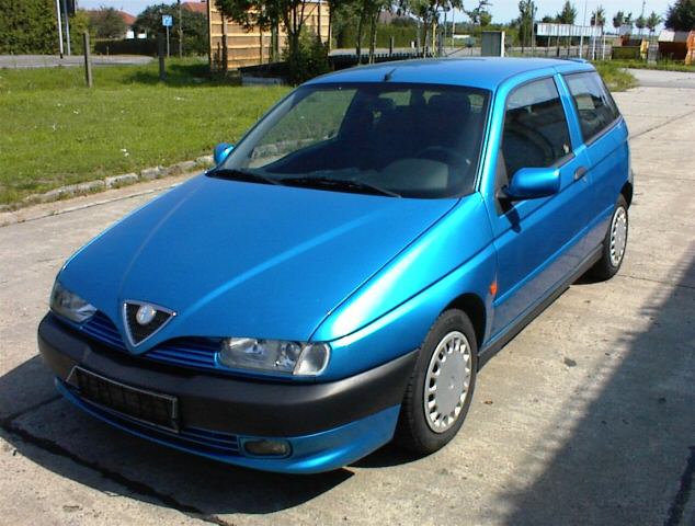 Alfa Romeo ( ) 145 (930):  